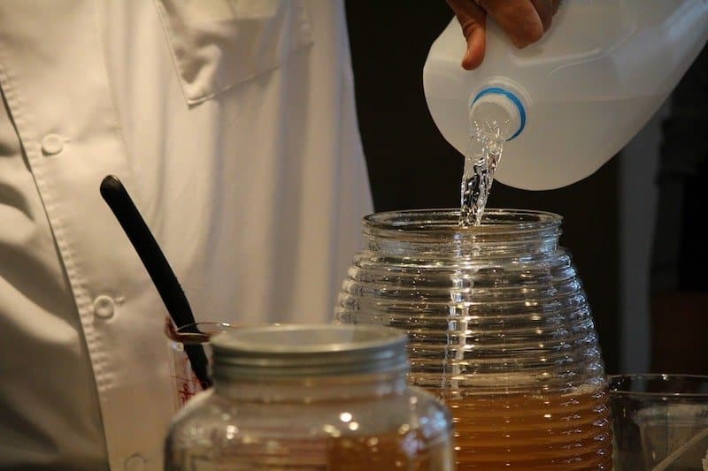 large glass jars for fermenting kombucha