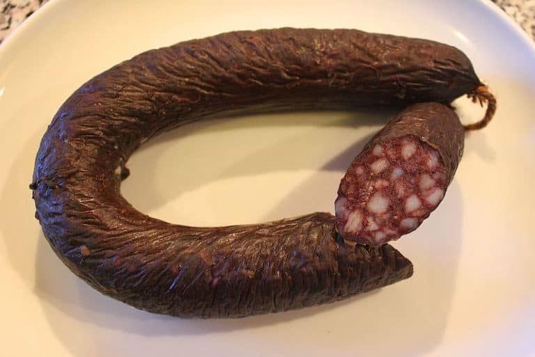 Ground Pork vs. Breakfast Sausage Key Differences Unveiled!